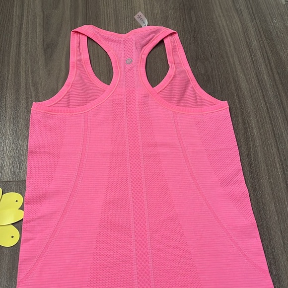Lululemon Swiftly Tech Racerback - Picture 8 of 10